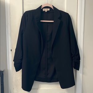 Philosophy Black Tailored Blazer with Notched Lapels and Relaxed Fit